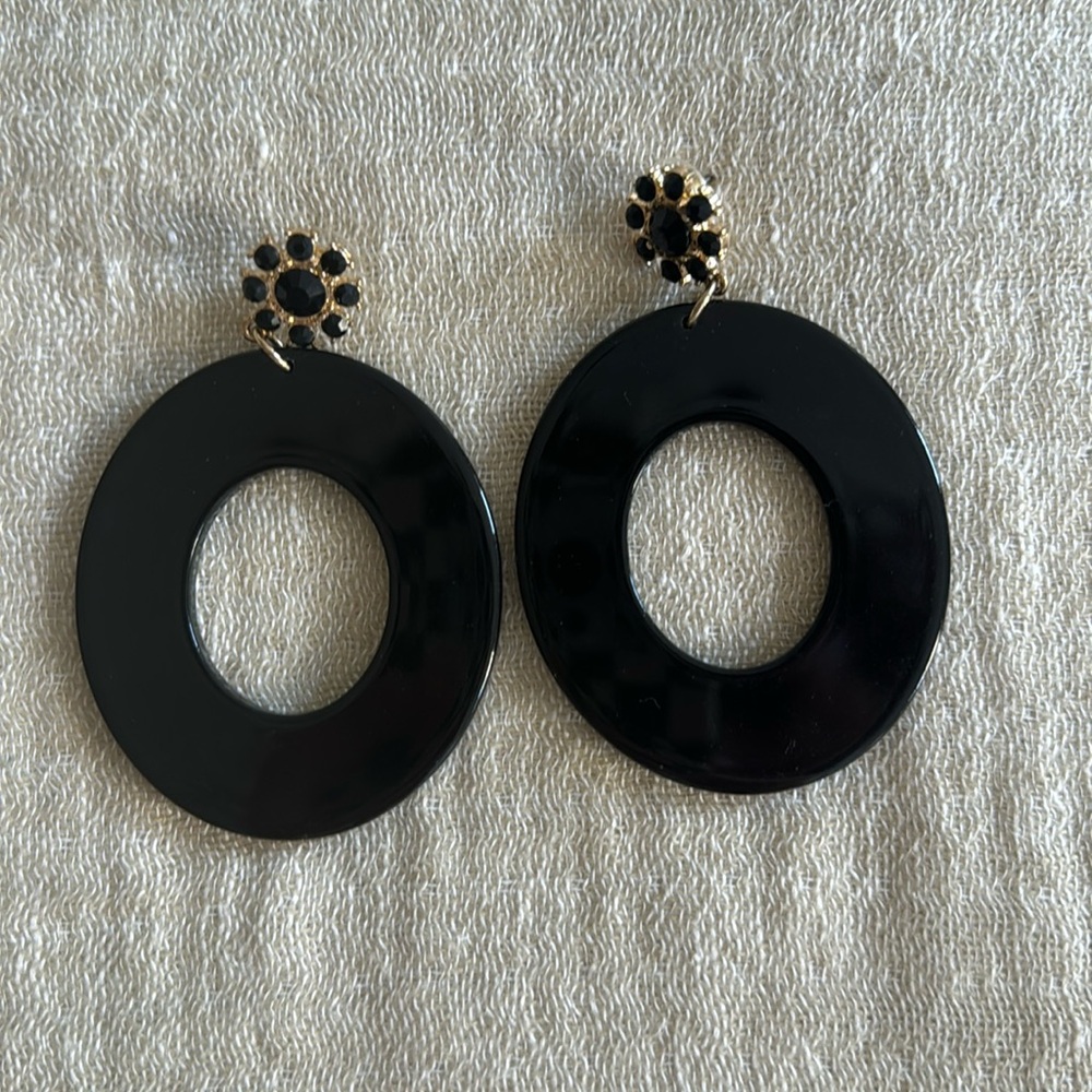 60s/70s Black Earrings